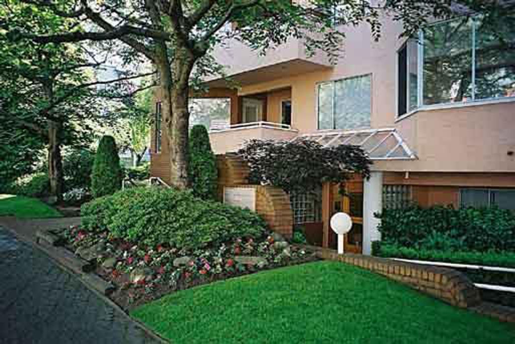 listing image 1100007357361324878