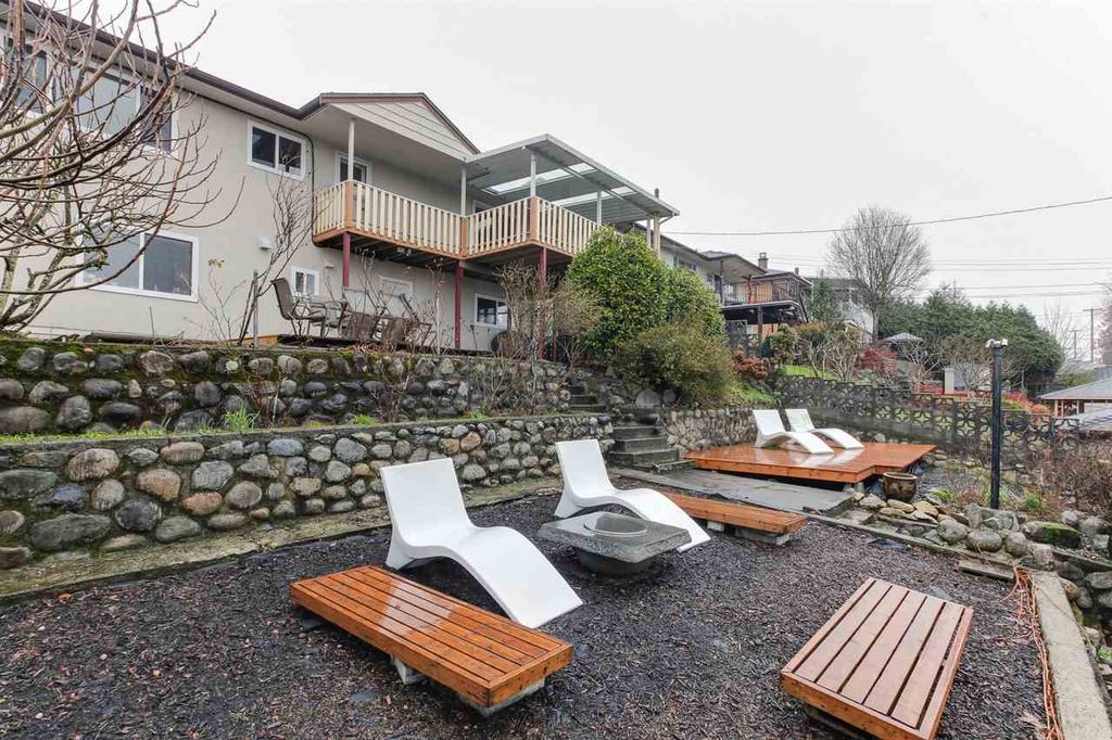 listing image 1101560149629166848