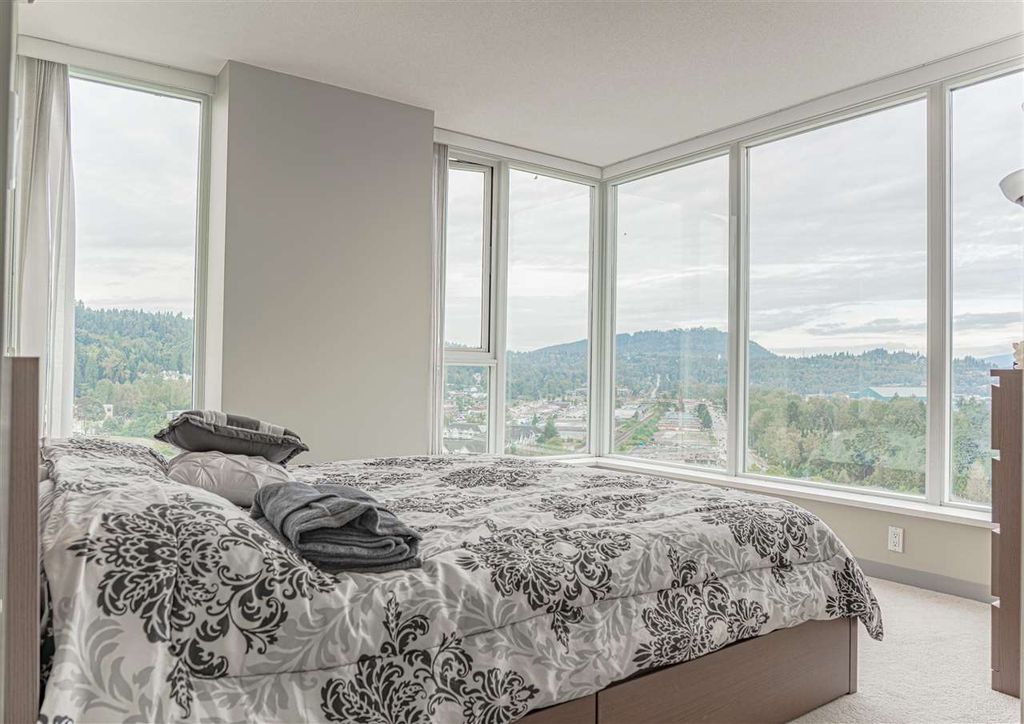 listing image 1106717759759158662