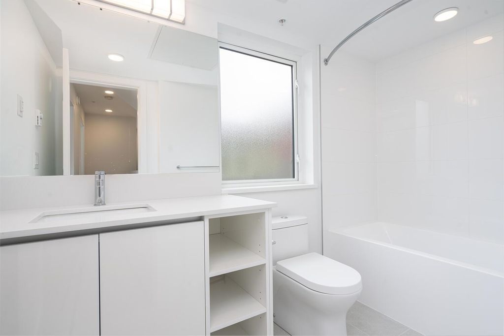 listing image 1109153092279873210