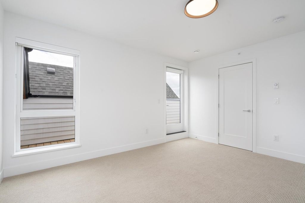listing image 1108039860015983259