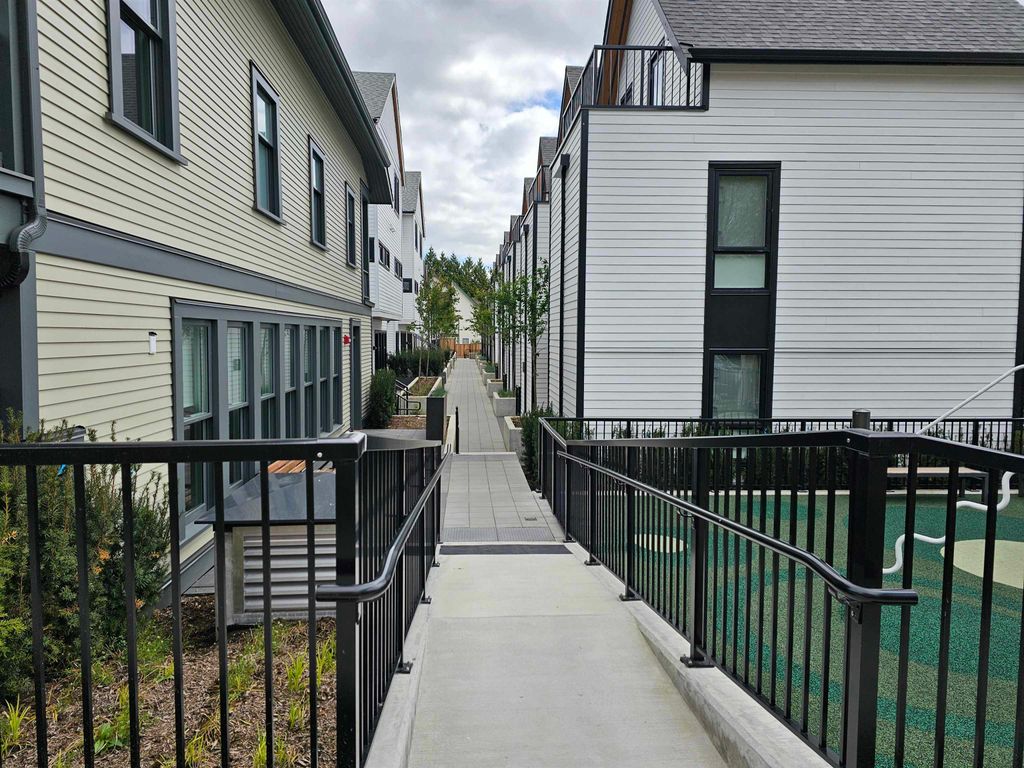 listing image 1109319653284047979