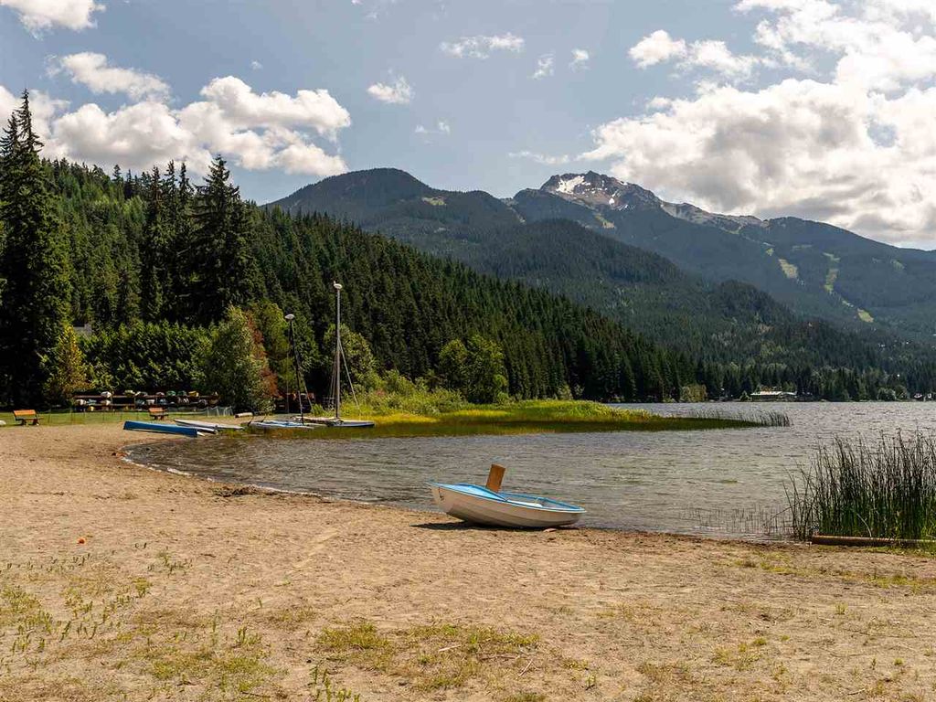 listing image 1101117034253595011