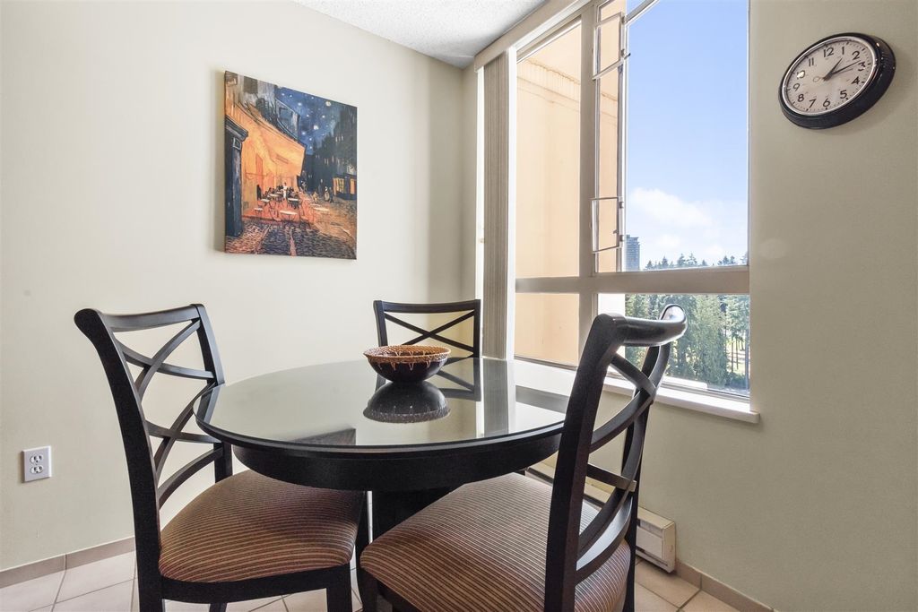 listing image 1100243870700286266