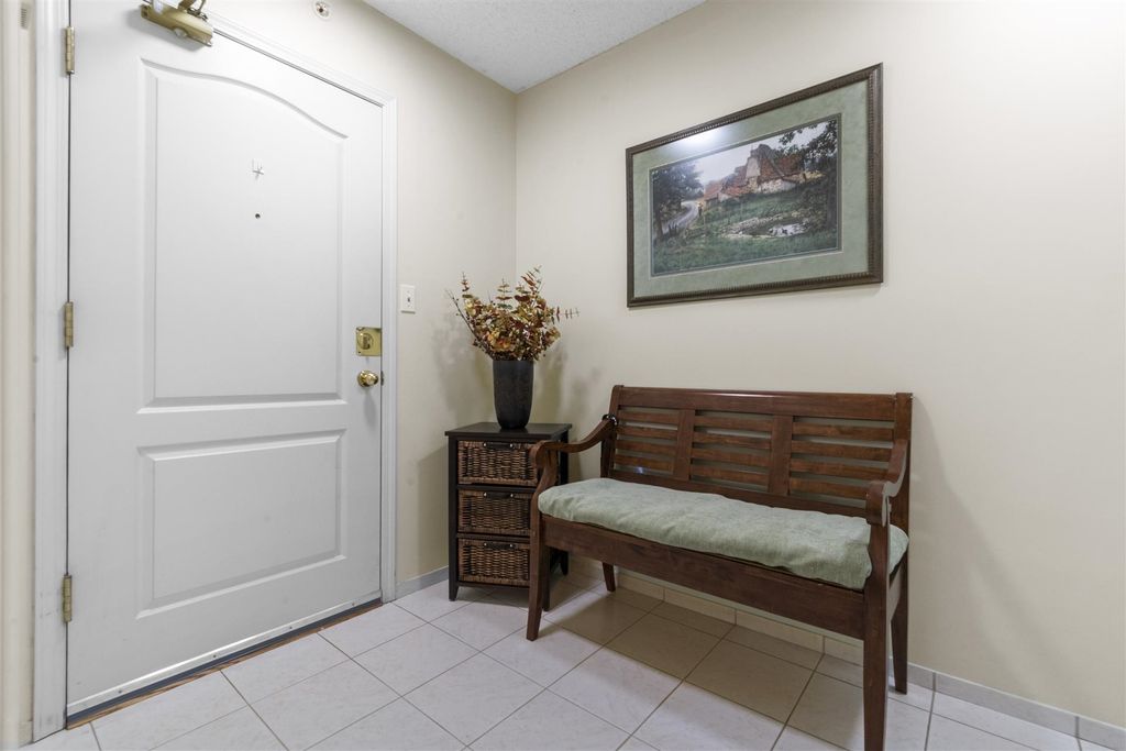 listing image 1102868223883273424