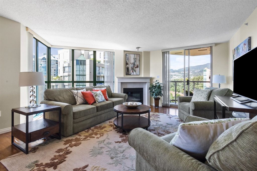 listing image 1103503809698268146