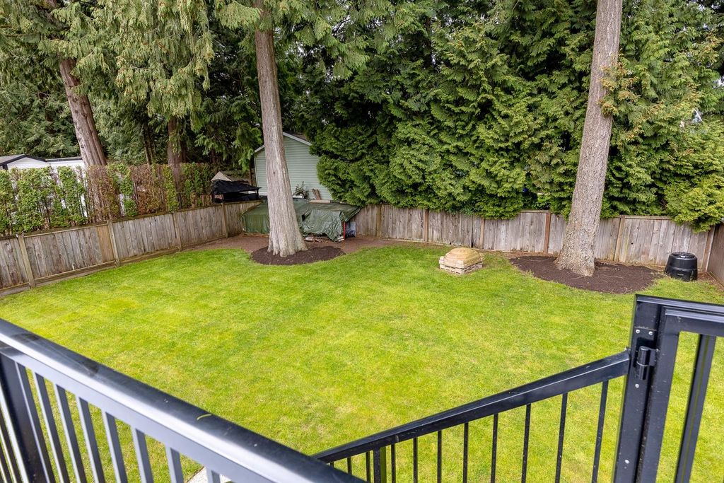 listing image 1109680534103442456