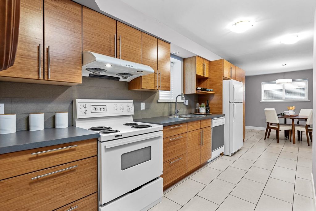 listing image 1107882757130100813
