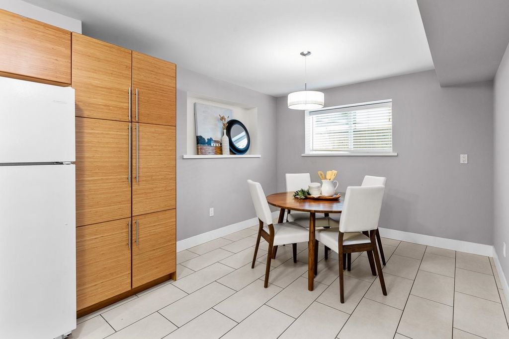 listing image 1107805188757811691