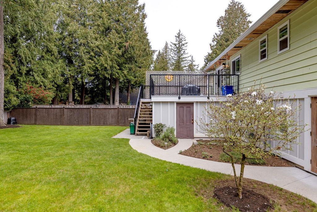 listing image 1100777051370658396