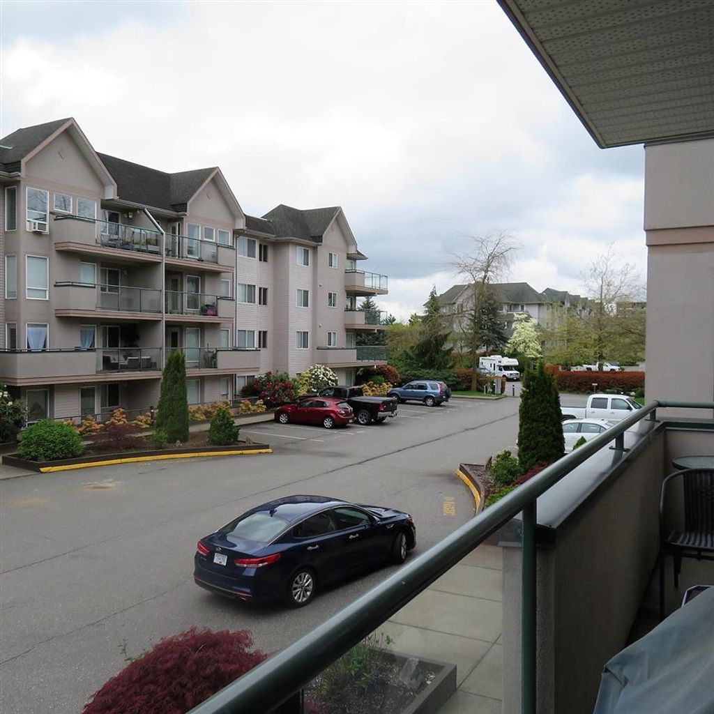 listing image 1106411261154517438