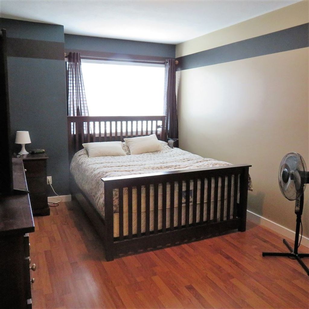 listing image 1105818299754723069