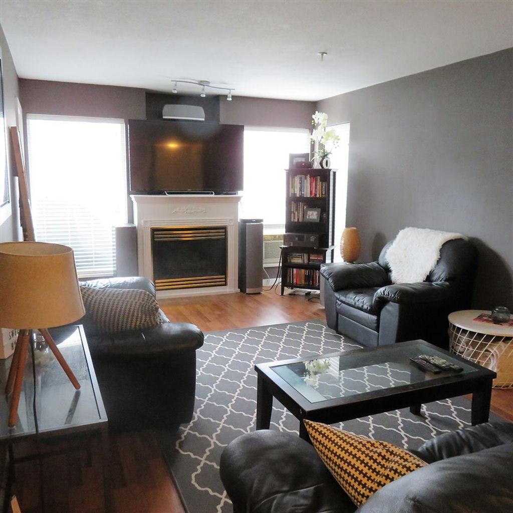 listing image 1106366989131539417