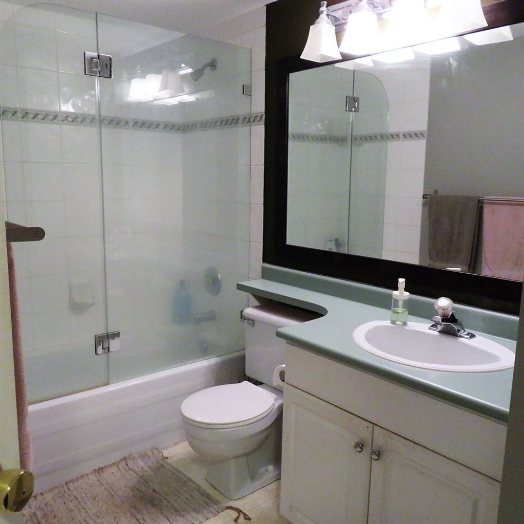 listing image 1103123657736362256