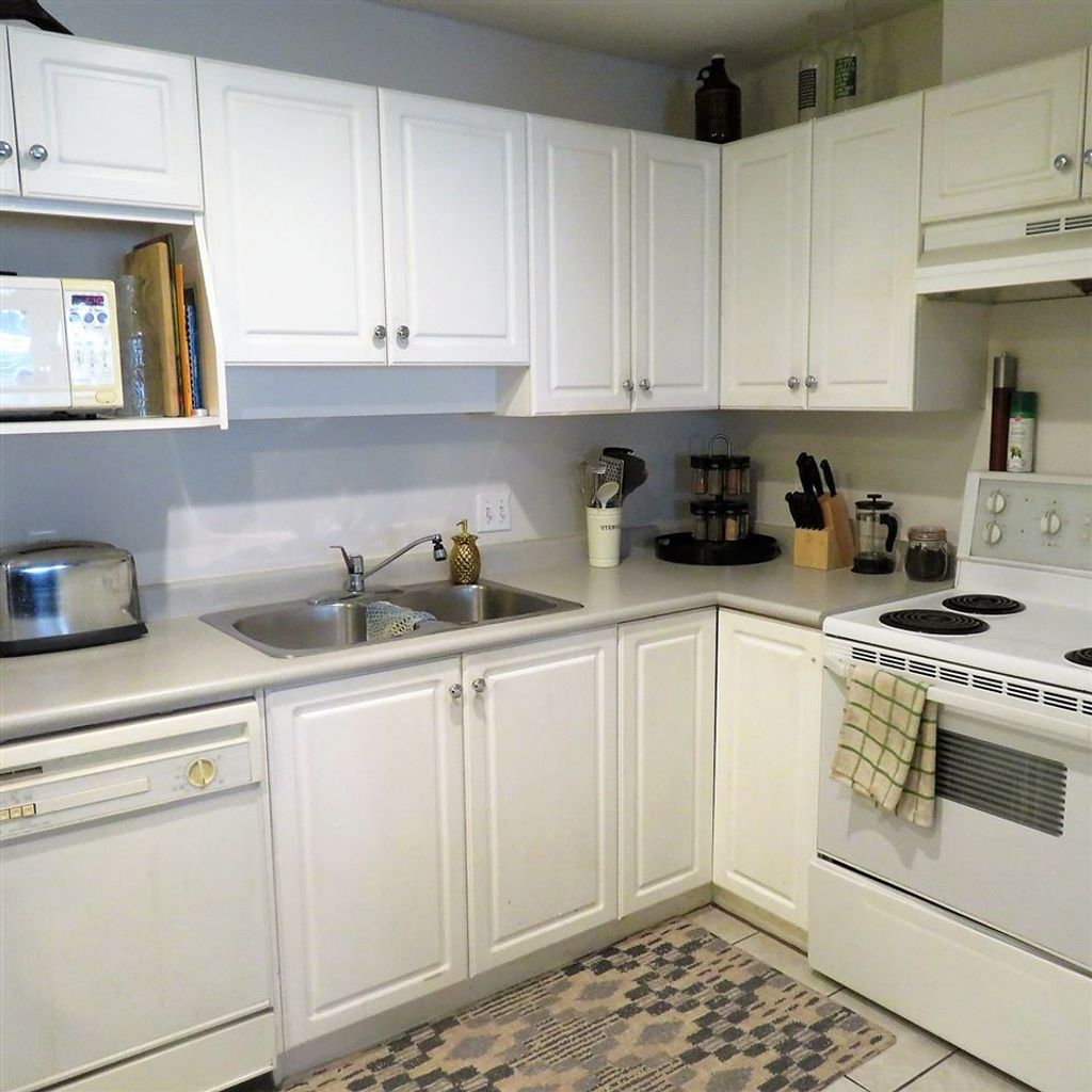 listing image 1103919634602834309