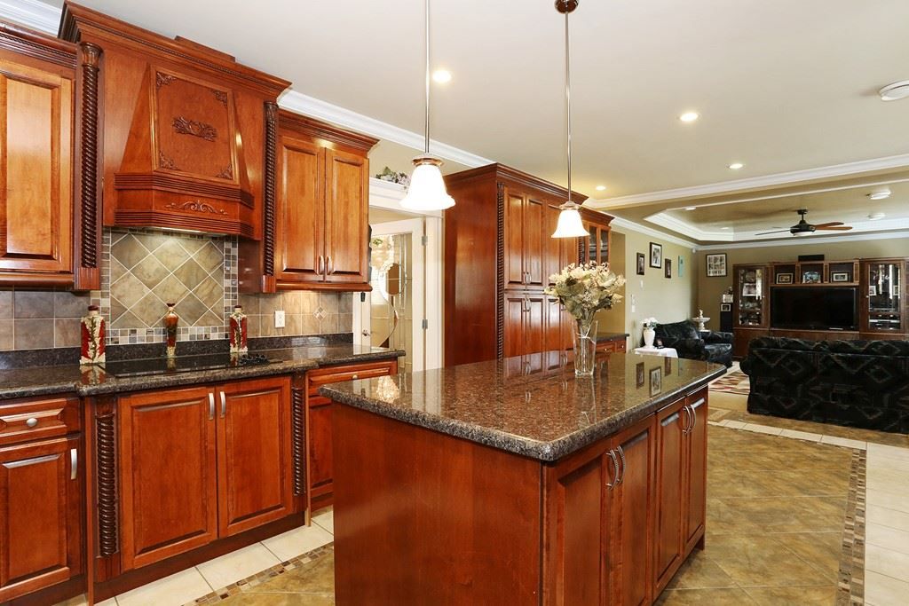 listing image 1105702146409054053