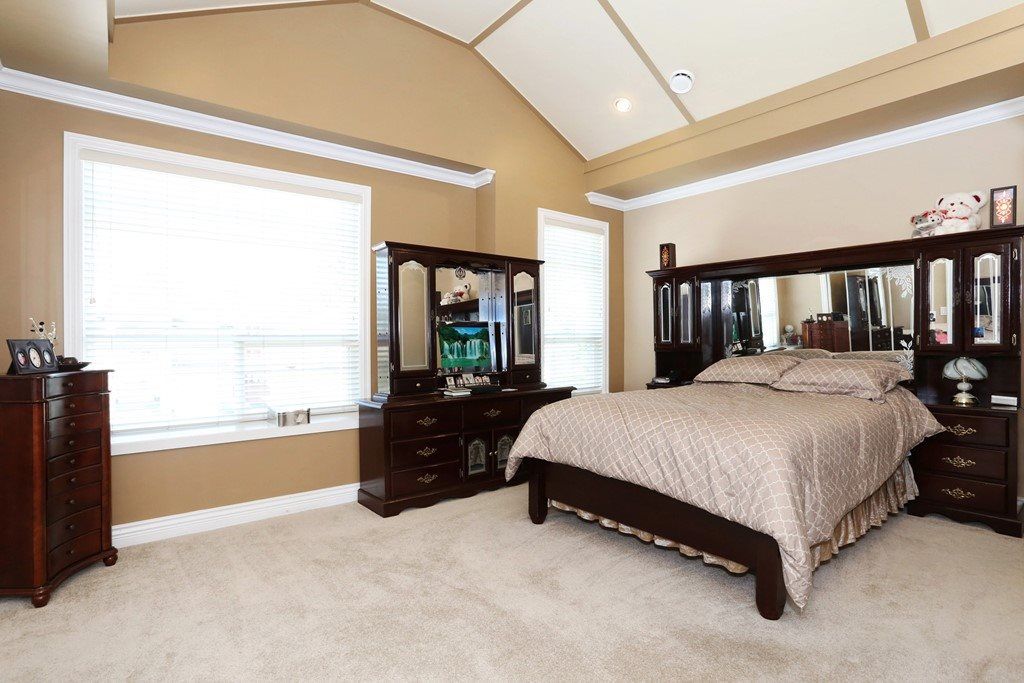 listing image 1108618679636501497