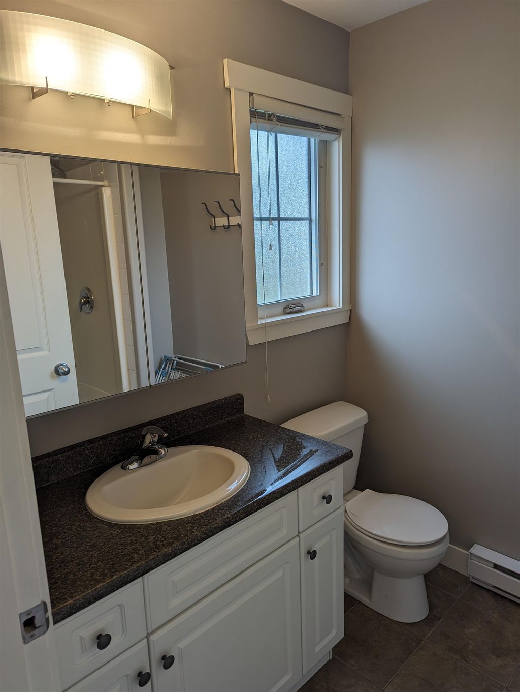 listing image 1107904231772263929