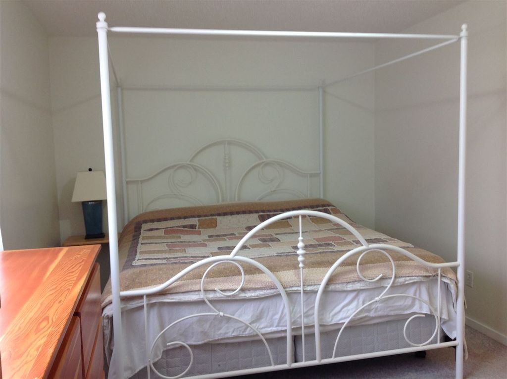 listing image 1102063397015657336