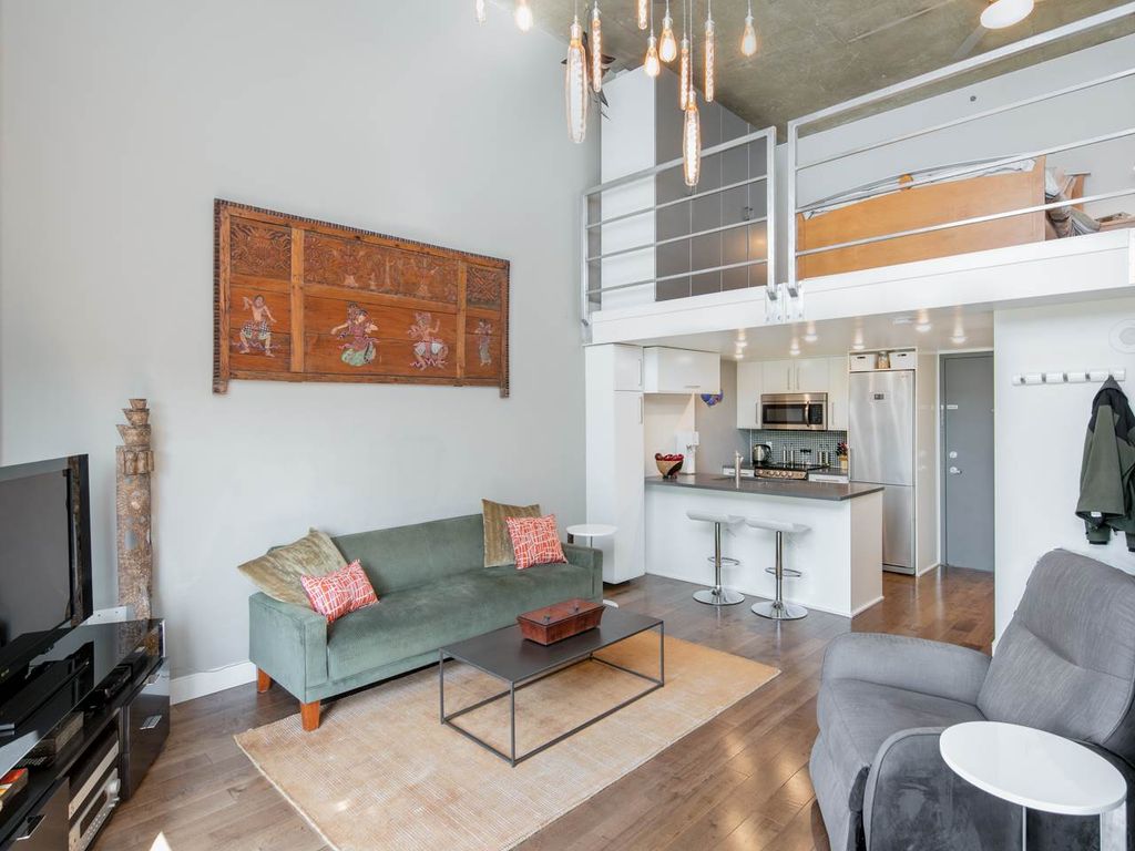 listing image 1101481734706353029