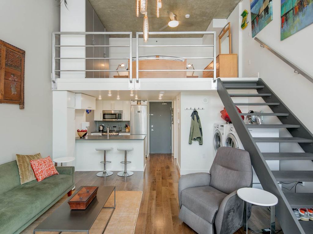 listing image 1108823017522072827