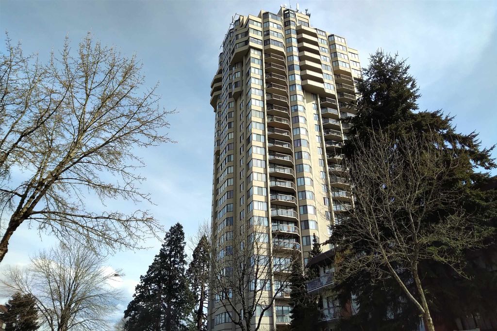 listing image 1102865315850285984