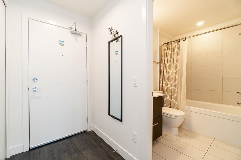 listing image 1102647992101926228