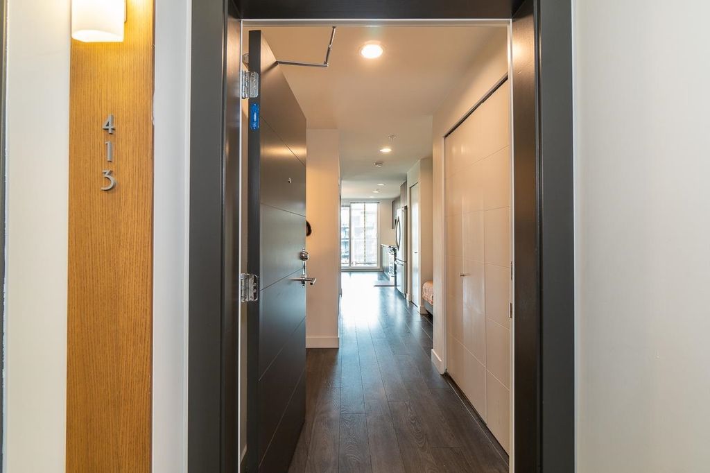 listing image 1101685357982439165