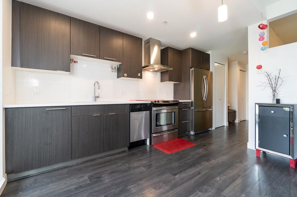 listing image 1106045702904734485