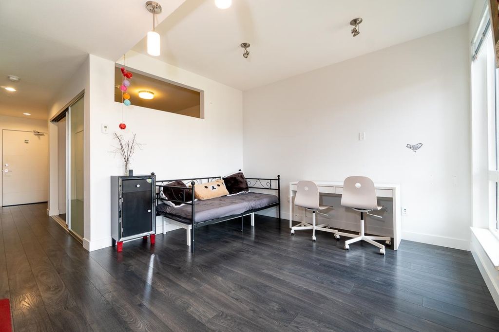 listing image 1107254677188874438