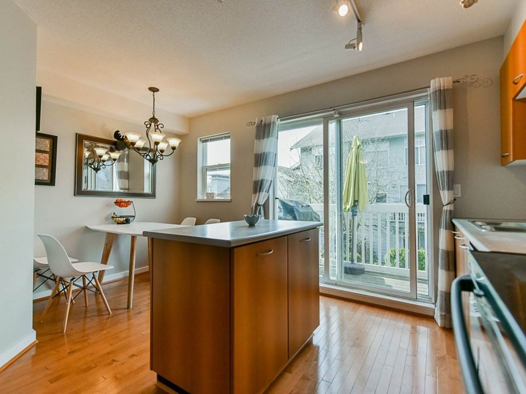 listing image 1100865433730570138