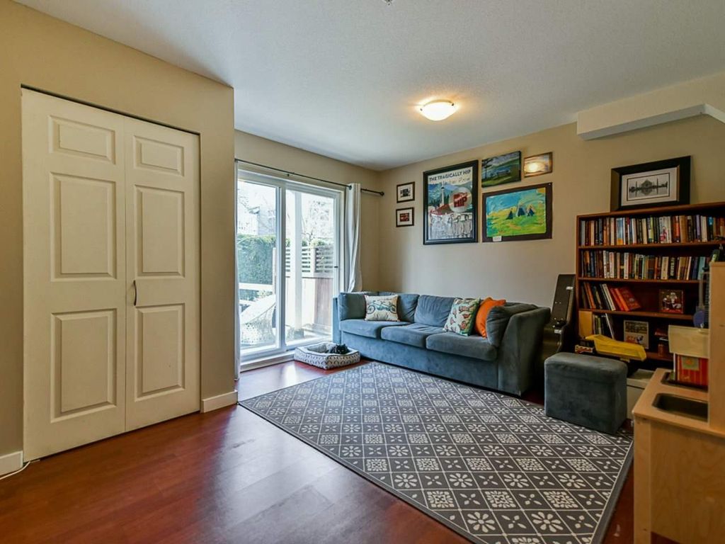 listing image 1100913636384339078