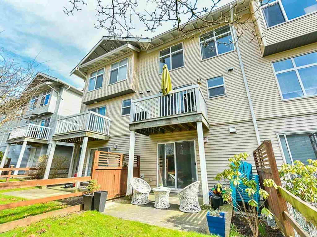 listing image 1102905692560007977