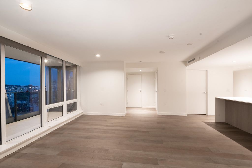 listing image 1105616958476630421