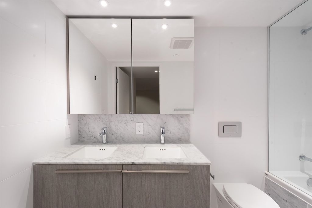 listing image 1103388844948619978