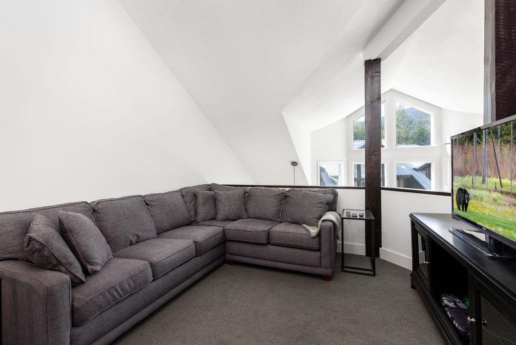 listing image 1109881961334501667
