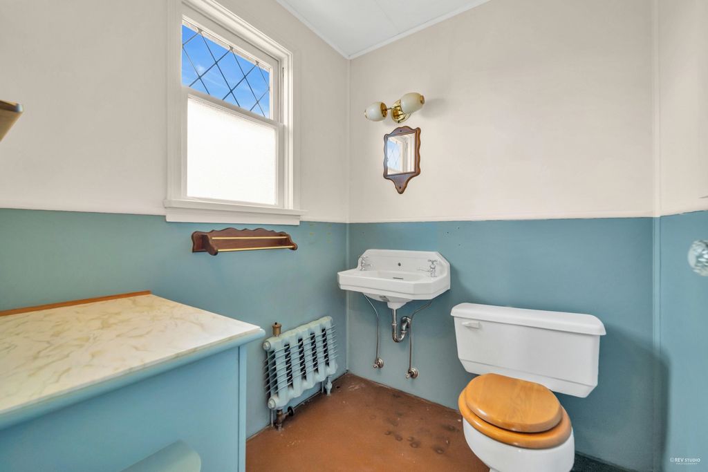 listing image 1101260192353035551
