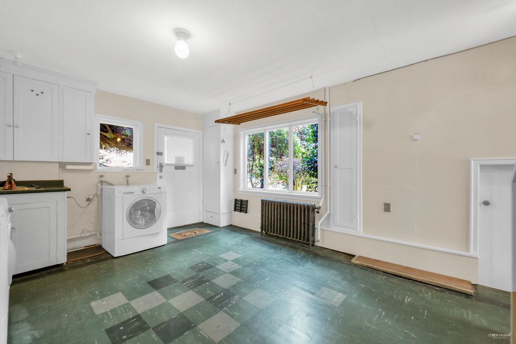 listing image 1101401816761990569