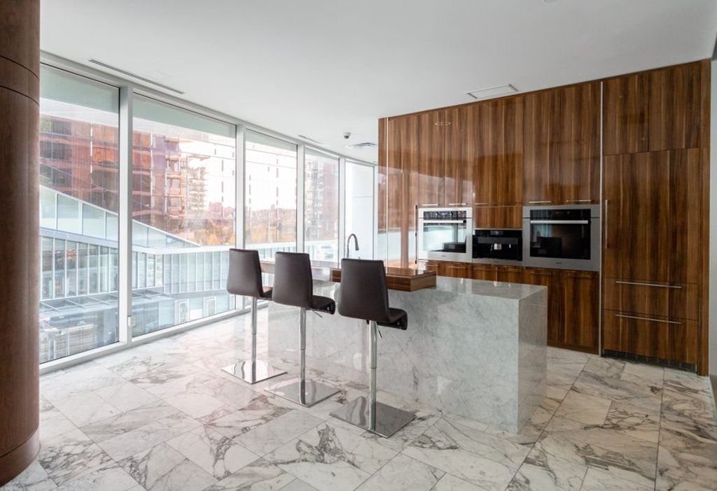 listing image 1106601676029702744