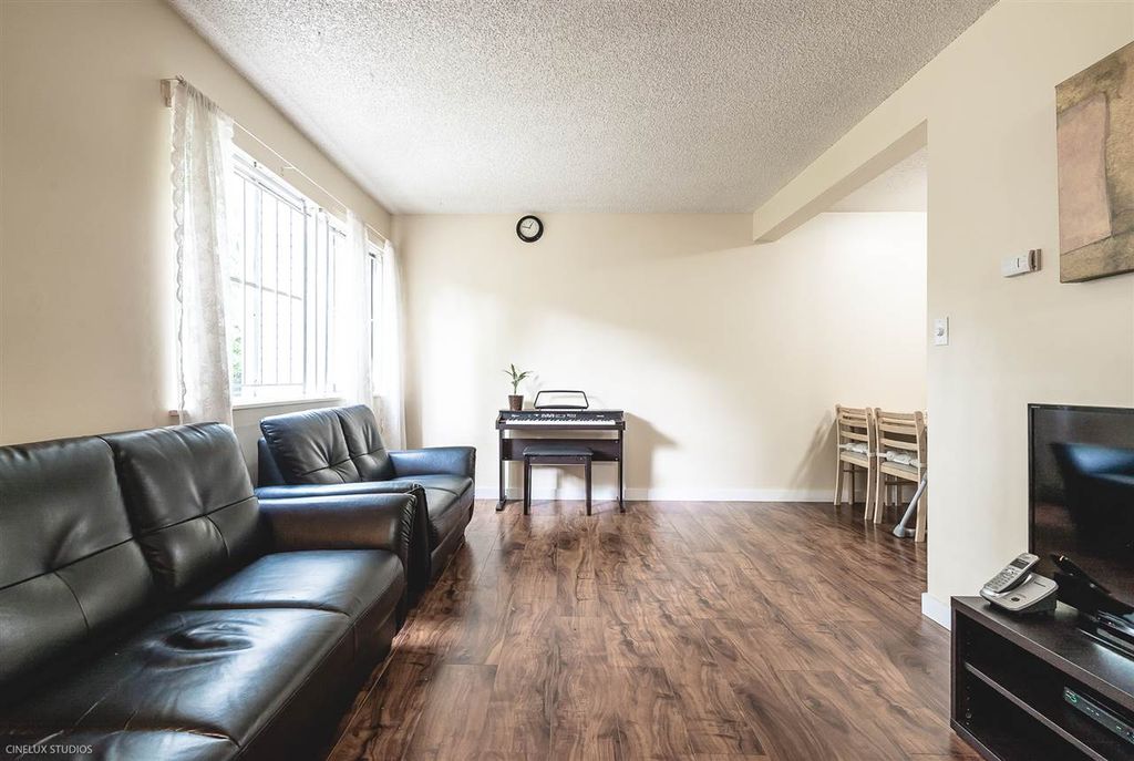 listing image 1106341672051111636
