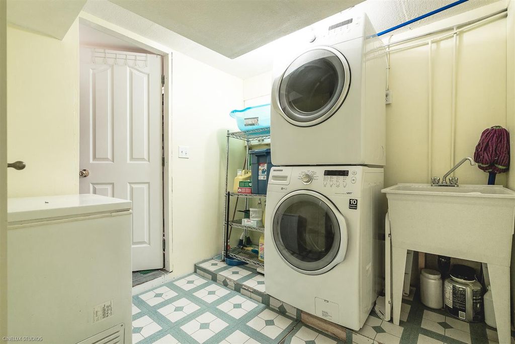 listing image 1109450887217322532