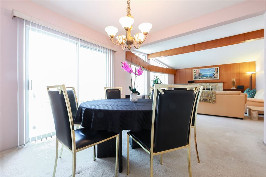 listing image 1109397872256018456