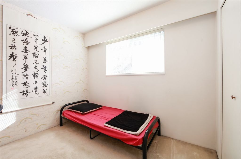 listing image 1101871109889564545