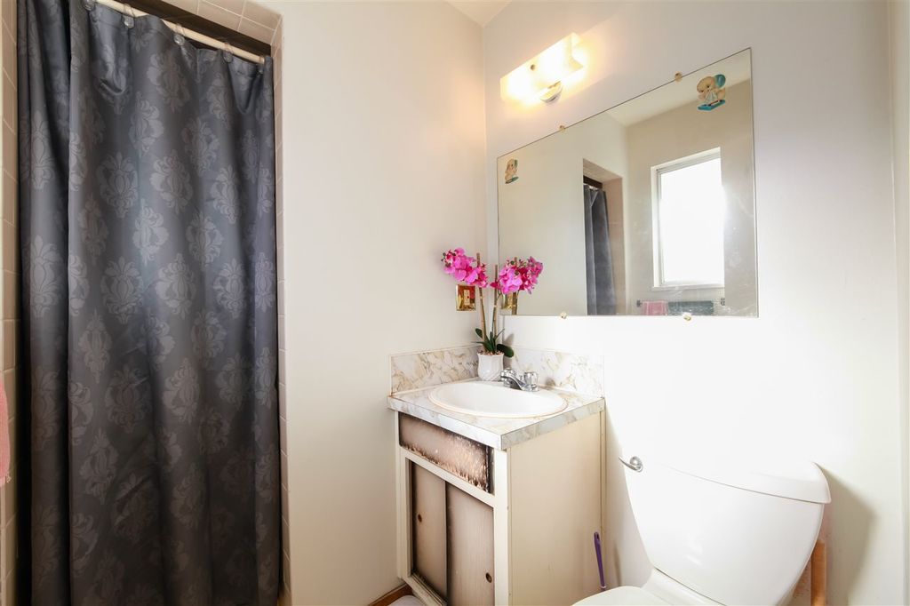 listing image 1107186933954261173