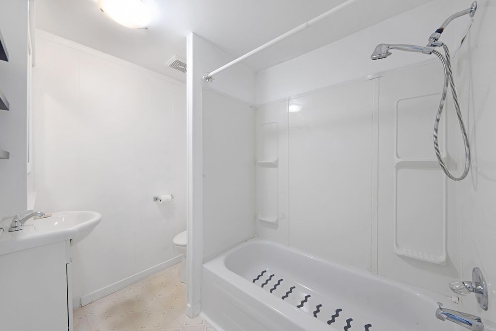 listing image 1107708323578558065