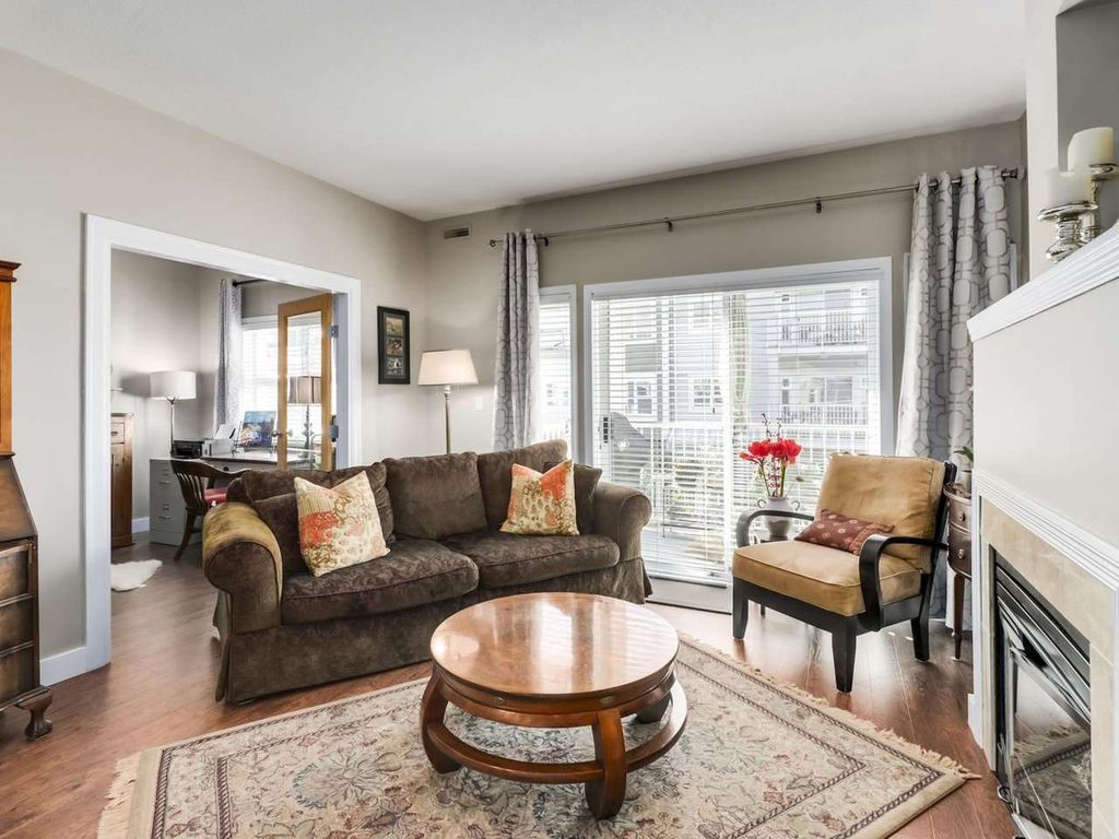 listing image 1104855746772337661