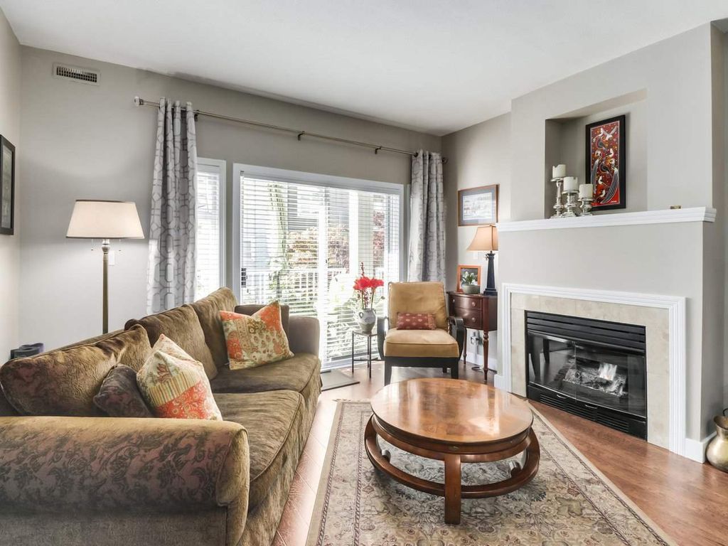 listing image 1106766647343019290