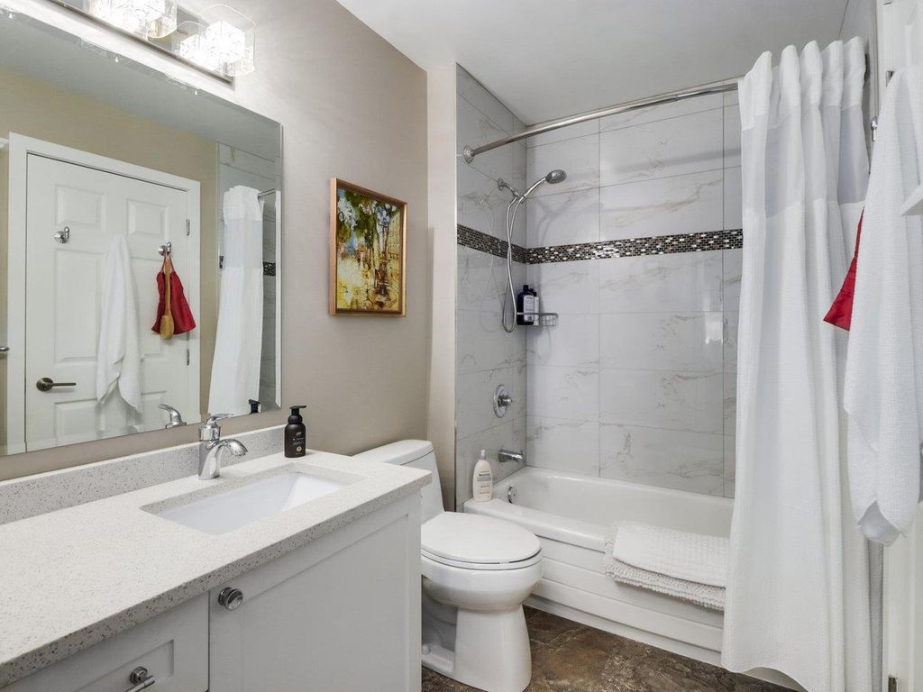 listing image 1104947483039599756