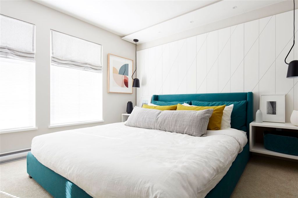 listing image 1100315478060682278