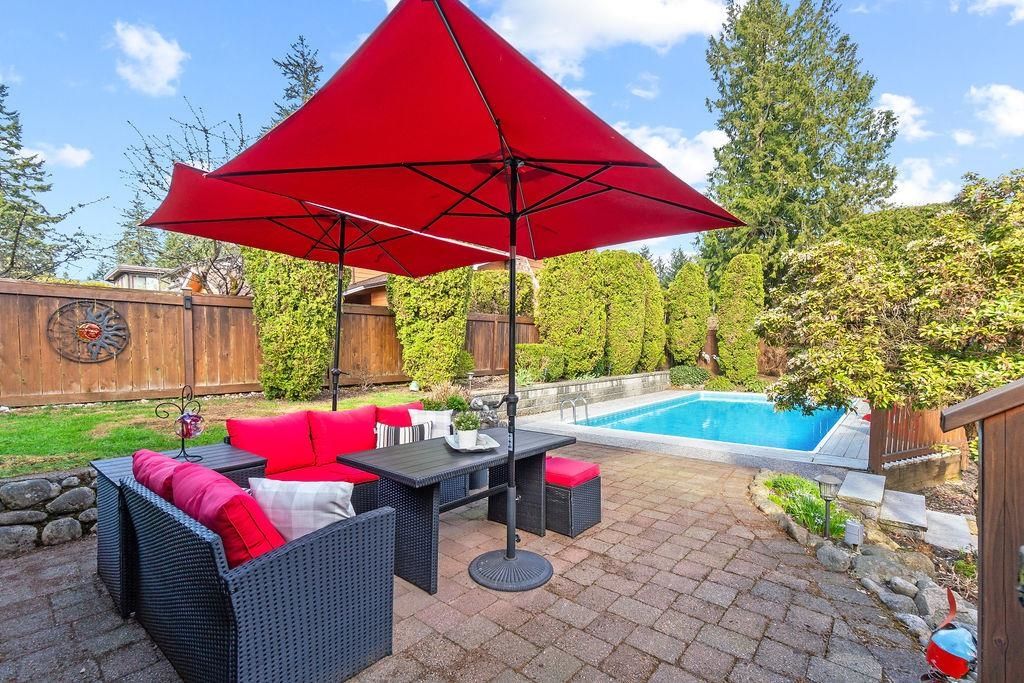 listing image 1100933984202609906